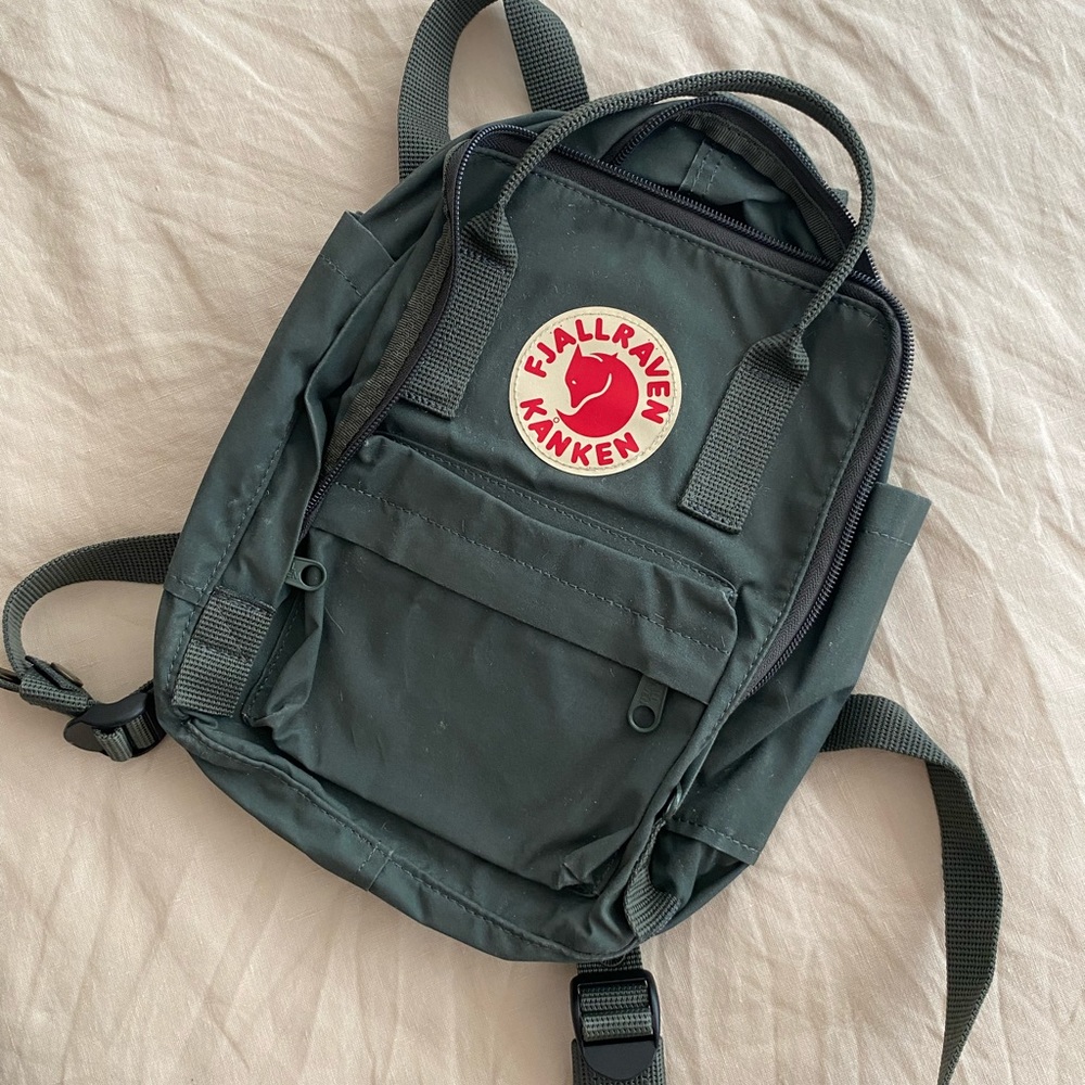 Fjallraven kanken mini backpack - grey